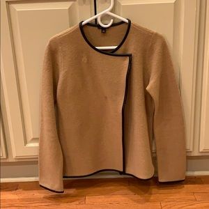 Ann Taylor open cardigan with top snaps